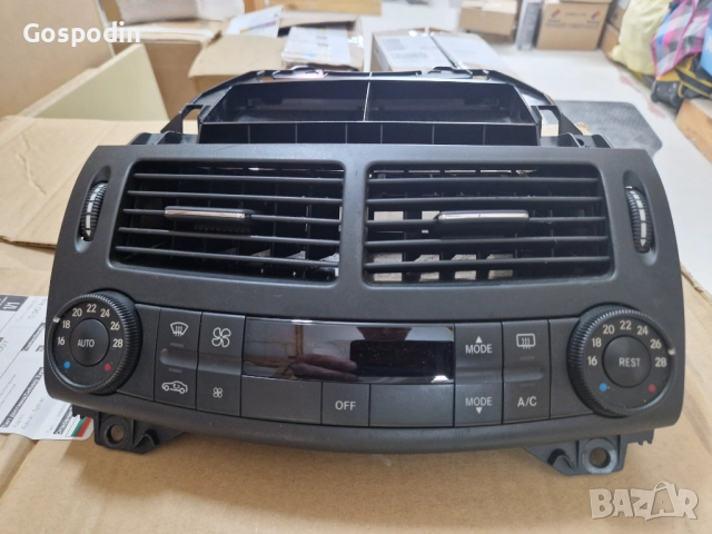 Панел въздуховод среден черен Мерцедес Екласа w211фейс.Панел климатроник w211,w204,w164,w212