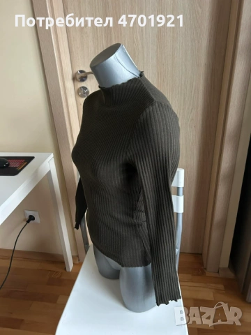 Блуза Only в маслено зелено, снимка 3 - Блузи с дълъг ръкав и пуловери - 53577329