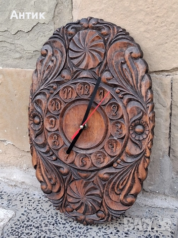 Много Красив Антикварен Стенен Часовник Дърворезба от Соца, снимка 4 - Стенни часовници - 52708366