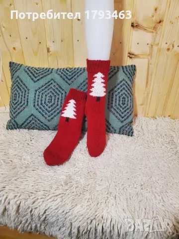Ръчно плетени дамски коледни чорапи, размер 36, снимка 1