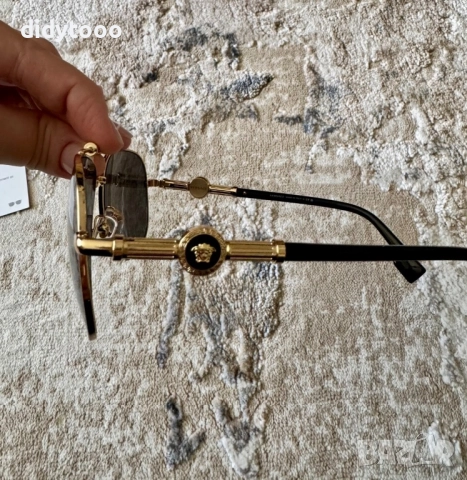 Слънчеви очила Versace, снимка 2 - Слънчеви и диоптрични очила - 52748773