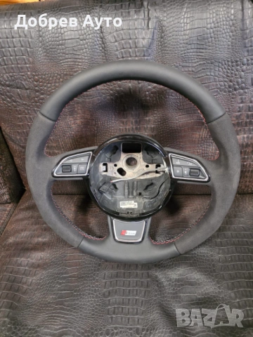 Продавам S- Line мултиволан за Audi Q3 8U 