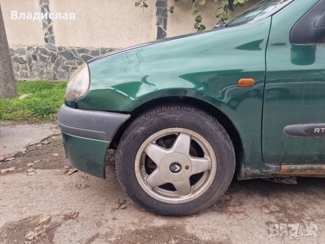 Renault Clio 1.6 90 hp Avtomatic Газов инжекцион , снимка 6 - Части - 52347963