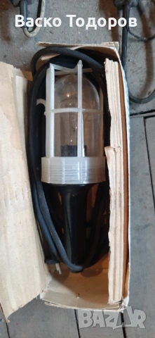 Преносима лампа с кабел 2м 