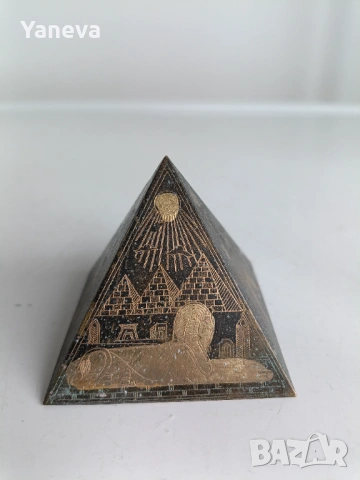 Vintage , бронзови, енергийни пирамиди с египетски мотиви, снимка 10 - Статуетки - 53144685