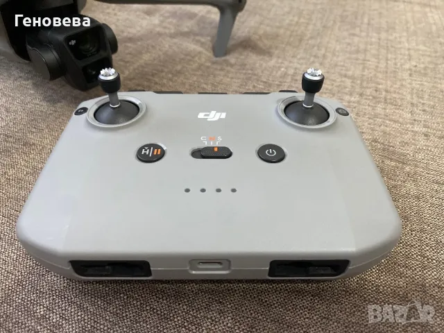 Дрон DJI Air 3 + RC-N2 като нов, снимка 9 - Дронове и аксесоари - 47626067