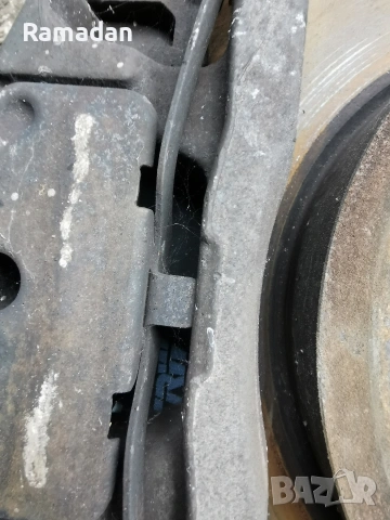 е60 дискове +апарати+главини, снимка 4 - Части - 53660868