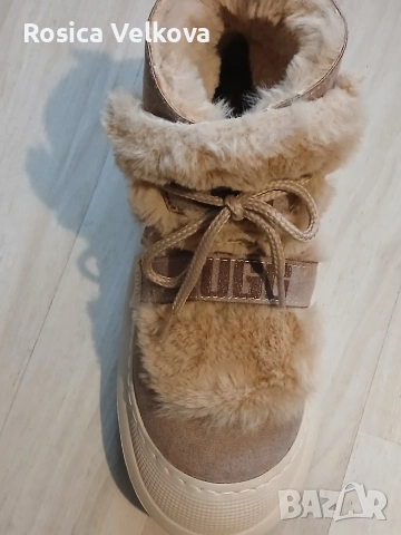 Боти UGG , снимка 6 - Дамски боти - 53513520
