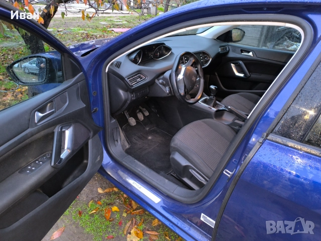 Пежо 308 1,2 Puretech 110 к.с., снимка 4 - Автомобили и джипове - 52384678
