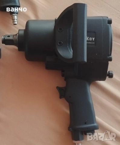 пневматичен НОВ ударен реверсивен гайковерт - kr-9992-3/4
