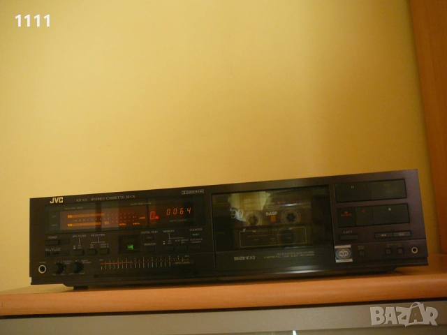 JVC KD-V6, снимка 8 - Ресийвъри, усилватели, смесителни пултове - 53044773