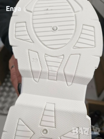 Дамски бели маратонки Adidas - №39, снимка 6 - Маратонки - 53781060