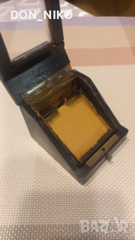 Дървена Кутийка за джобен часовник, снимка 4 - Антикварни и старинни предмети - 53398816