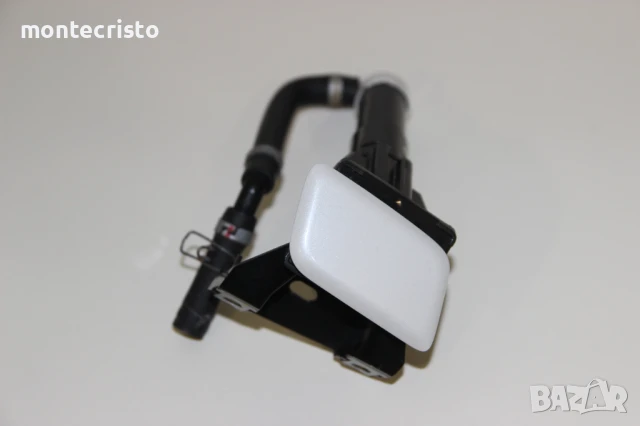 Дясна капачка пръскалка предна броня Mitsubishi Outlander Sport (2011-2013) 8264A138 капаче дюза фар, снимка 2 - Части - 51150702