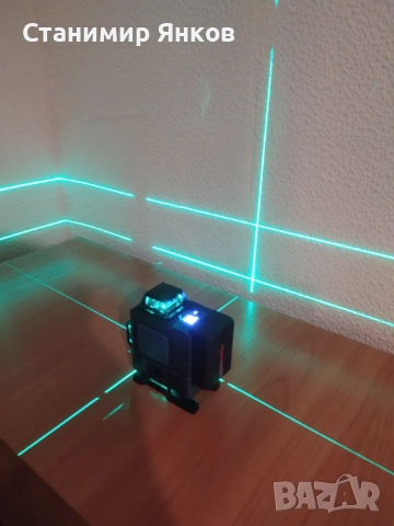 Лазерен нивелир 