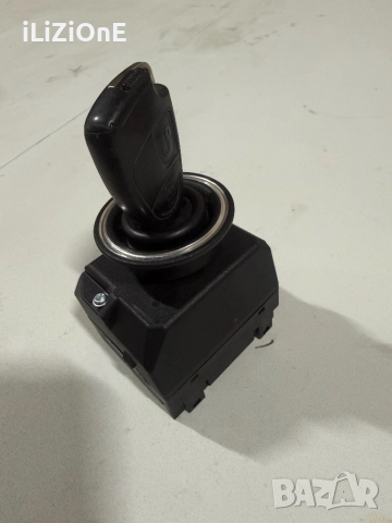 Ключалка гълтач с ключ свален от Mercedes ML Мерцедес Мл W164 , снимка 4 - Части - 52257137