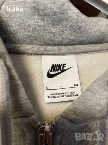 Горнище на Nike , снимка 2 - Спортни дрехи, екипи - 54015839