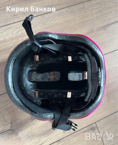 Детска каска размер 52-54 см, като нова, снимка 4 - Спортна екипировка - 52182984