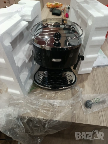 Кафе машина delonghi, снимка 5 - Кафемашини - 53850244