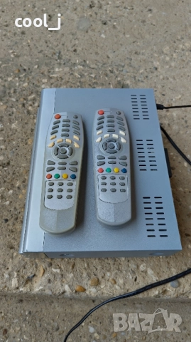 Цифров декодер Topfield Tf-6100, снимка 4 - Приемници и антени - 52383610