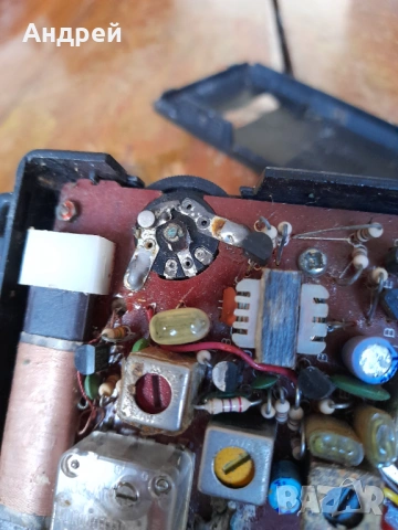 Старо радио,радиоприемник Sanyo #3, снимка 6 - Антикварни и старинни предмети - 54239076