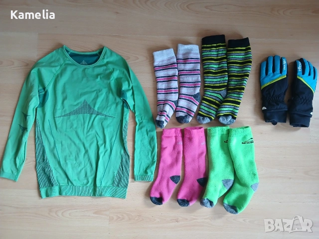 Детска термоблуза, ски чорапи, ръкавици
