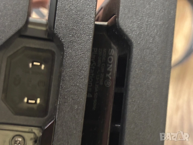 PlayStation 4 Pro - 1TB, снимка 6 - PlayStation конзоли - 54263650