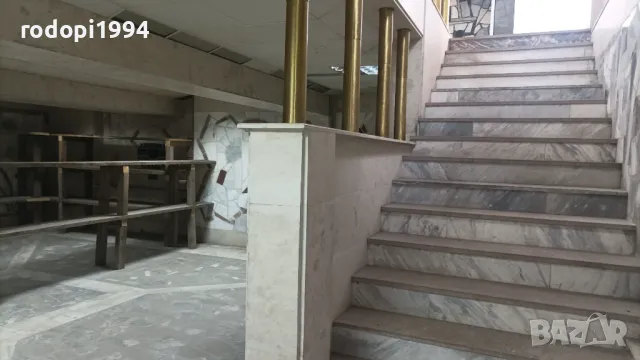 даваме голямо помещение в кв.Въстанически-До Хаджията Груев-за склад, снимка 3 - Складове - 49332374