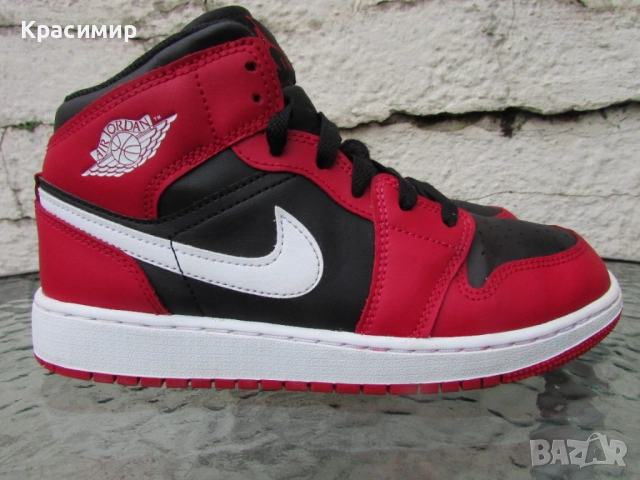 Маратонки Nike Air Jordan 1 Mid, снимка 4 - Детски маратонки - 52523506