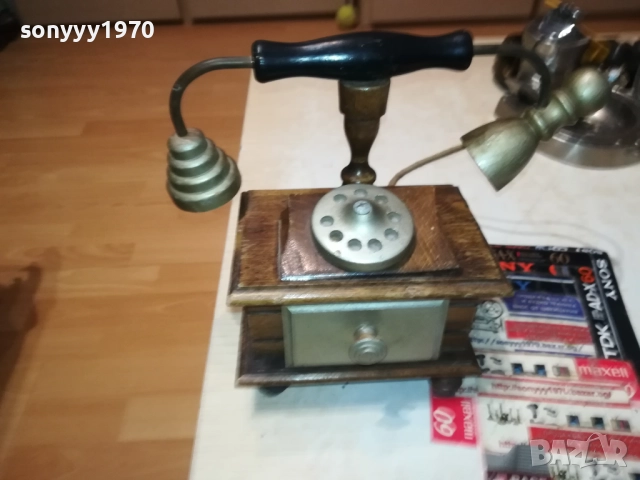 ДЪРВЕН ТЕЛЕФОН ОТ ФРАНЦИЯ 0610251851, снимка 3 - Антикварни и старинни предмети - 51965676