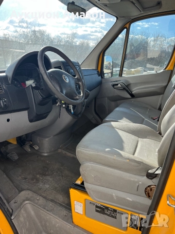 VW Crafter 6+ 1 бордови / пътнически / теглич Германия, снимка 5 - Бусове и автобуси - 52967179