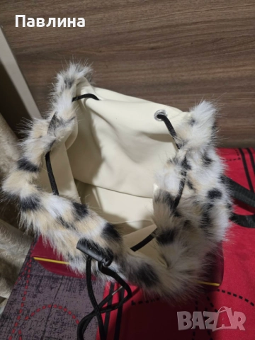 Дамска пухена нова раница, снимка 6 - Чанти - 52079987