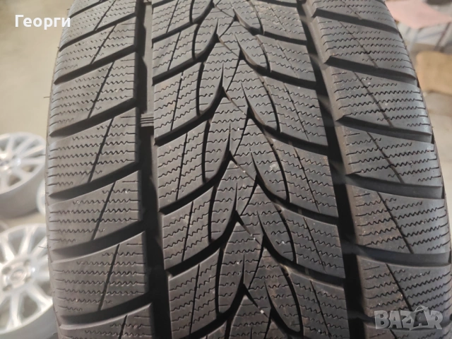 2бр.зимни гуми 245/35/20 Tristar