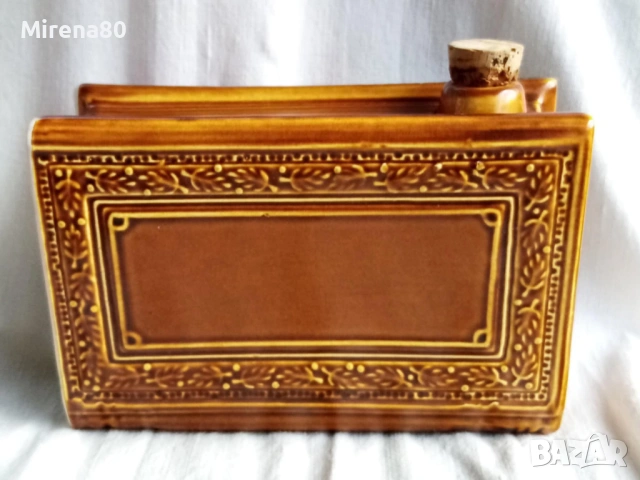 Порцеланова бутилка-книга, снимка 6 - Антикварни и старинни предмети - 53527201