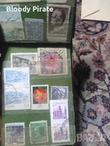 албумче с 85бр марки и над 210бр.марки царство България , снимка 2 - Филателия - 52923353