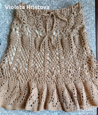 Дамска плетена пола, снимка 1 - Поли - 45449027