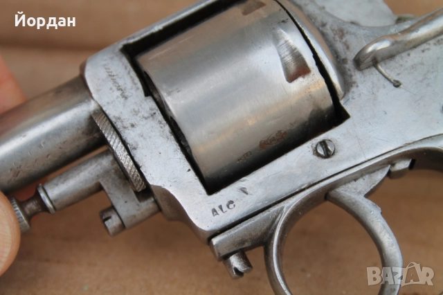 Револвер ''K Scheffer'' , снимка 15 - Антикварни и старинни предмети - 52308747