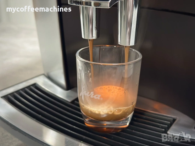 Кафемашина JURA E8, снимка 5 - Кафемашини - 53596305