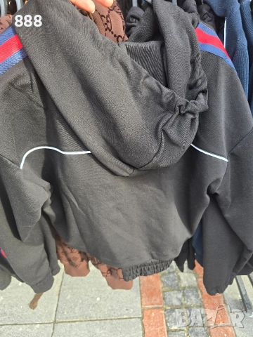 спортни комплекти, снимка 5 - Спортни екипи - 52591422