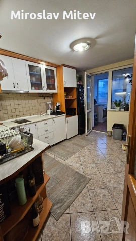 4-стаен апартамент, Колхозен пазар , снимка 4 - Апартаменти - 53581749