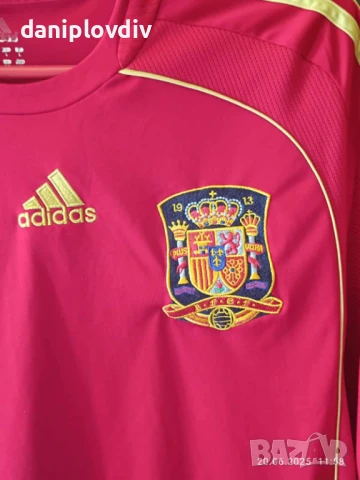 Adidas,оригинална тениска на Испания, снимка 2 - Тениски - 50739298
