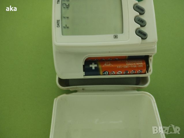 Апарат за кръвно налягане - китка SINBO, снимка 3 - Уреди за диагностика - 46416893