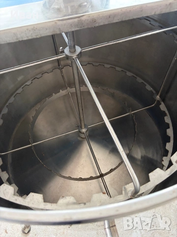 Радиална центрофуга , снимка 2 - За пчели - 54128845