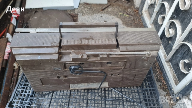 Sharp gf 5757 радио касетофон , снимка 7 - Радиокасетофони, транзистори - 52794552