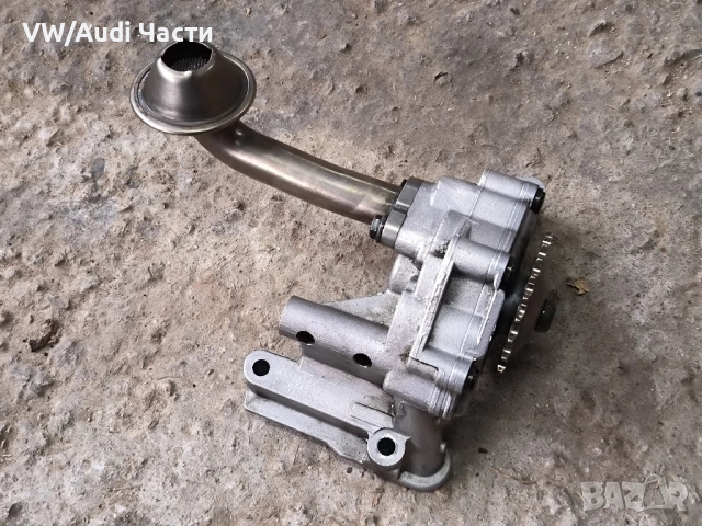 Маслена помпа за Голф 5 Ауди А3 Пасат Туран VW Golf 5 Audi A3 8P Passat Touran Jetta 03G115105