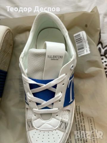 Valentino Garavani Обувки, снимка 5 - Маратонки - 52733336