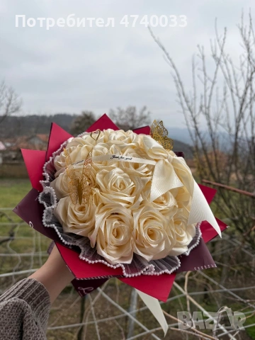 Букет от сатенени рози, снимка 3 - Подаръци за жени - 53951203