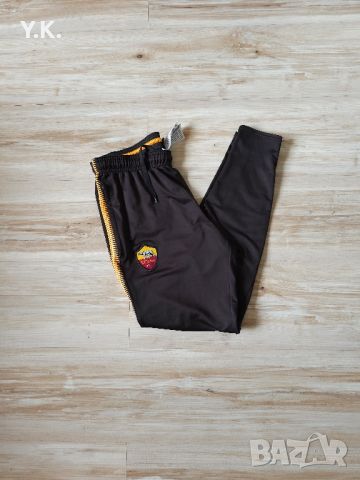 Оригинално мъжко долнище Nike Dri-Fit x AS Roma, снимка 4 - Спортни дрехи, екипи - 45298094