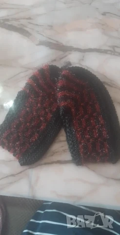 Различни дамски родопски терлици, снимка 4 - Дамски чорапи - 51144665