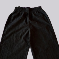 Черни спортни шушлякови панталони от найлон Pieces, S, M, снимка 13 - Панталони - 45040374